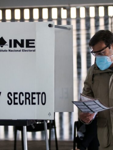mpresión masiva de boletas electorales para elecciones federales en México