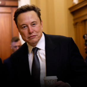 Elon Musk critica ley fiscal