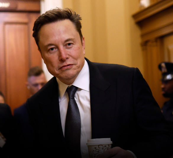 Elon Musk critica ley fiscal