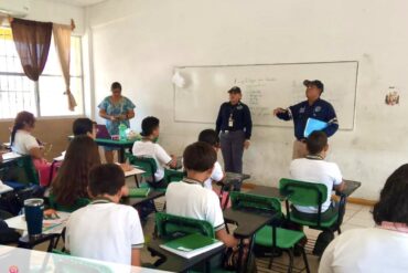 Taller de educación vial en Nacajuca