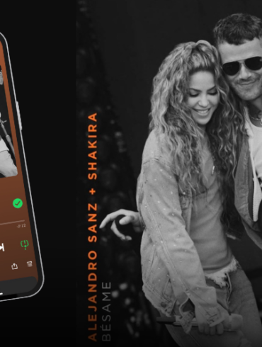 Shakira y Alejandro Sanz interpretando Bésame