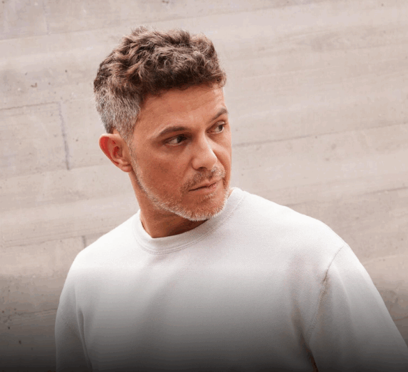 Alejandro Sanz es acusado por abuso de poder
