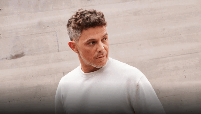 Alejandro Sanz es acusado por abuso de poder