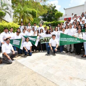 estudiantes participando en el verano de la investigación científica 2025
