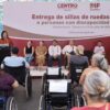 entrega de sillas de ruedas activas en Tabasco