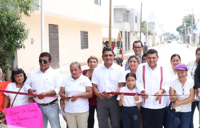 obra de pavimentación en Nacajuca Brisas del Carrizal