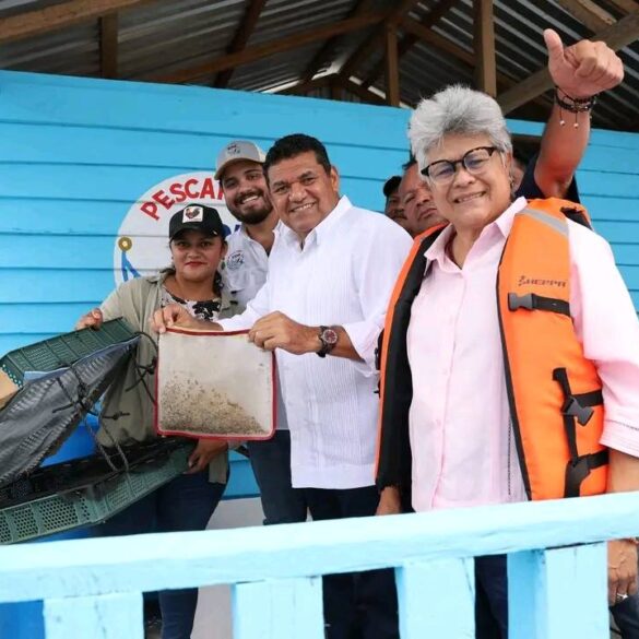 Pescando Vida en Tabasco entrega de semillas de ostión