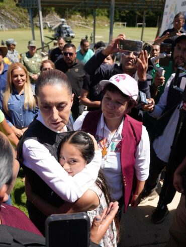 Claudia Sheinbaum explica el nuevo modelo de atención tras la desaparición del FONDEN en México