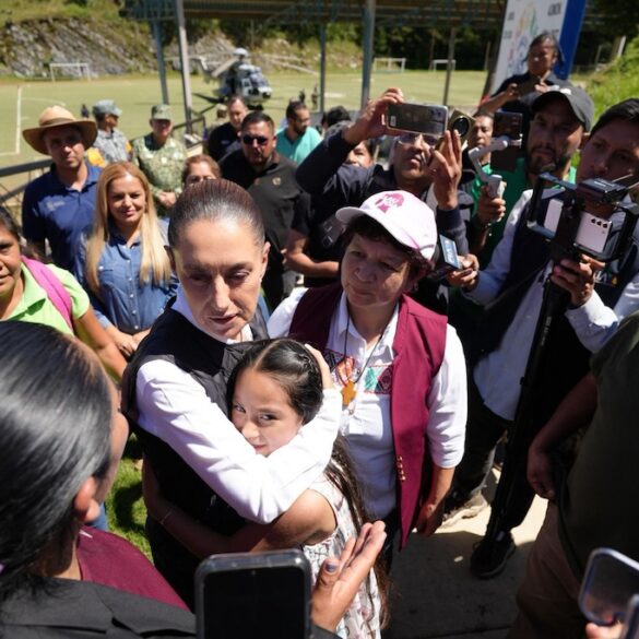 Claudia Sheinbaum explica el nuevo modelo de atención tras la desaparición del FONDEN en México