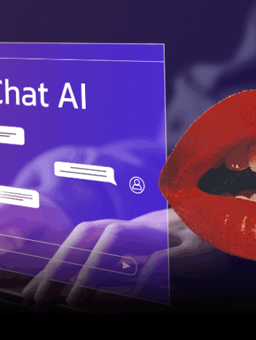 Pantalla con el logotipo de ChatGPT, relacionada con contenido para adultos