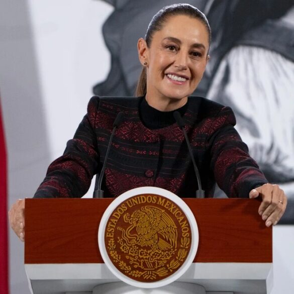 Foto de la mañanera 9 de octubre 2025 con anuncios del gobierno federal.