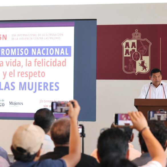 Gobernador Javier May refrenda su apoyo a la iniciativa presidencial contra la violencia de género.