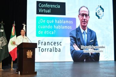 Conferencia sobre ética universitaria en la UJAT