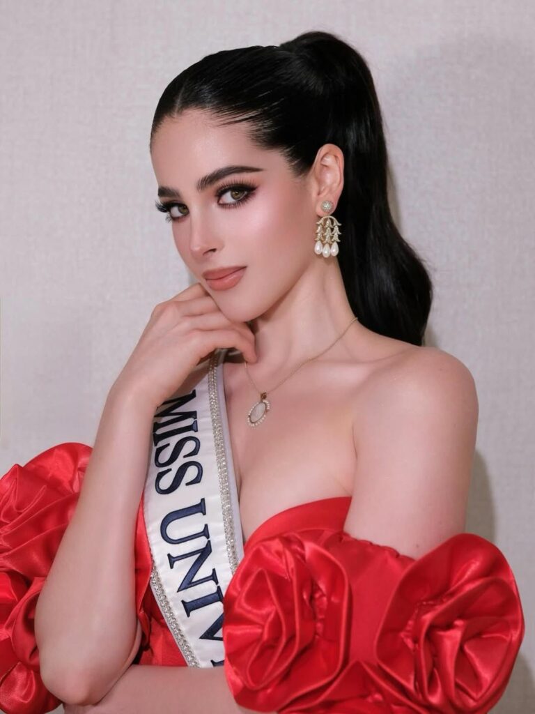 Fátima Bosch en Miss Universo 2025 representando a México