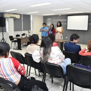 Estudiantes de la UJAT exponen proyectos de impacto cultural