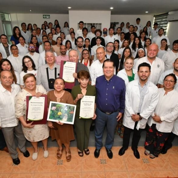 Tecnología de punta para estudiantes de odontología en Tabasco