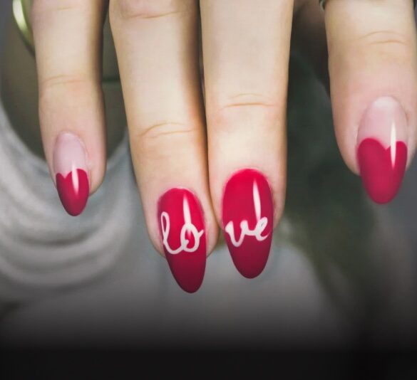 uñas navideñas tendencia 2025 estilo moderno