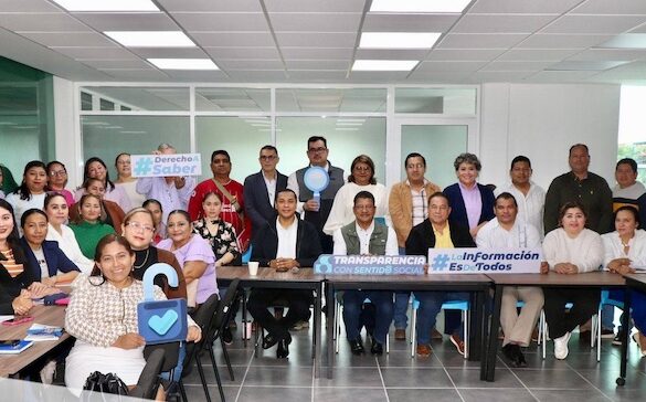 Capacitación en transparencia en Nacajuca al personal municipal