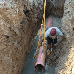 Brigada municipal repara fuga de agua en Villahermosa