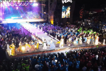 Registro oficial de representantes municipales en el Salón de las Flores para la Feria Tabasco 2026.