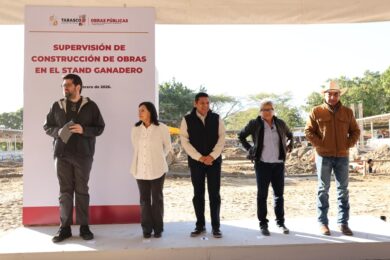 El Gobernador Javier May y la Secretaria de la SEDAP, Luisa Cámara, supervisando las obras de la Feria Tabasco 2026.
