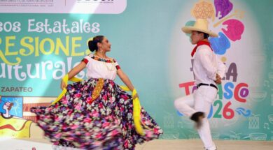 Grupos de tamborileros y zapateo participando en los concursos culturales de Nacajuca rumbo a la Feria Tabasco 2026.