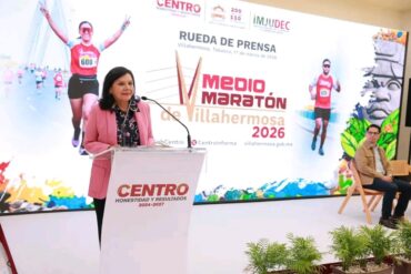 Yolanda Osuna presenta el Medio Maratón Villahermosa 2026 en rueda de prensa