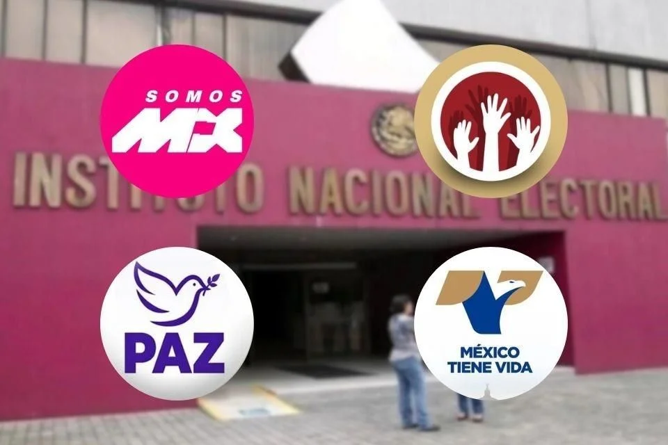 ogotipos de organizaciones aspirantes a partido frente a la sede del Instituto Nacional Electoral (INE).