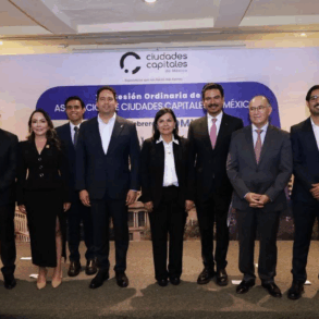 Sesión ordinaria de la Asociación de Ciudades Capitales de México con participación de Yolanda Osuna