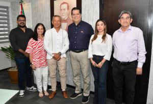 Reunión entre el rector de la UJAT y el presidente del Colegio de Arquitectos Tabasqueños en Villahermosa.