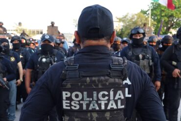 Elementos de la SSPC y Marina durante el operativo de seguridad en Tabasco realizando patrullajes en colonias de Villahermosa.