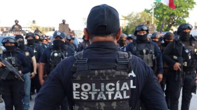 Elementos de la SSPC y Marina durante el operativo de seguridad en Tabasco realizando patrullajes en colonias de Villahermosa.