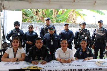 Elementos de la SSPC y José Pablo Mora Gómez en la Jornada de Paz en Gaviotas Sur, Tabasco.