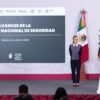 Presidenta Claudia Sheinbaum informando sobre la reducción de homicidios en la conferencia matutina de 2026.