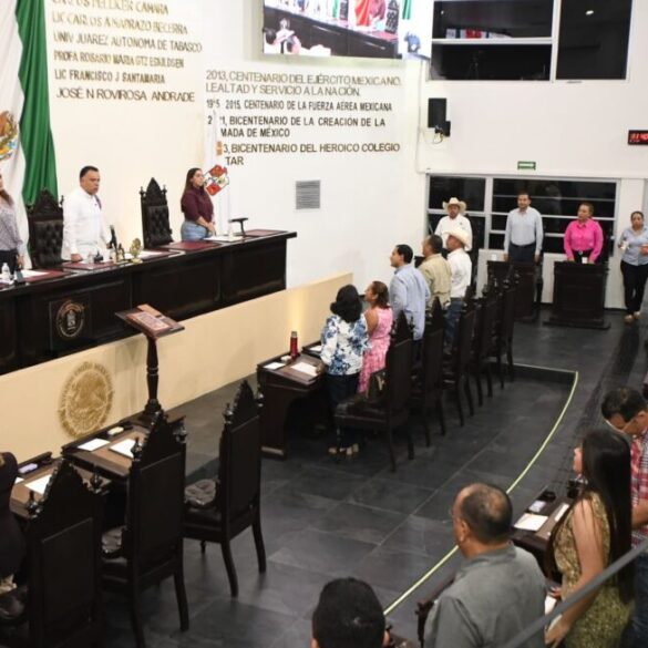 Diputados del Congreso de Tabasco durante sesión donde aprobaron reforma penal