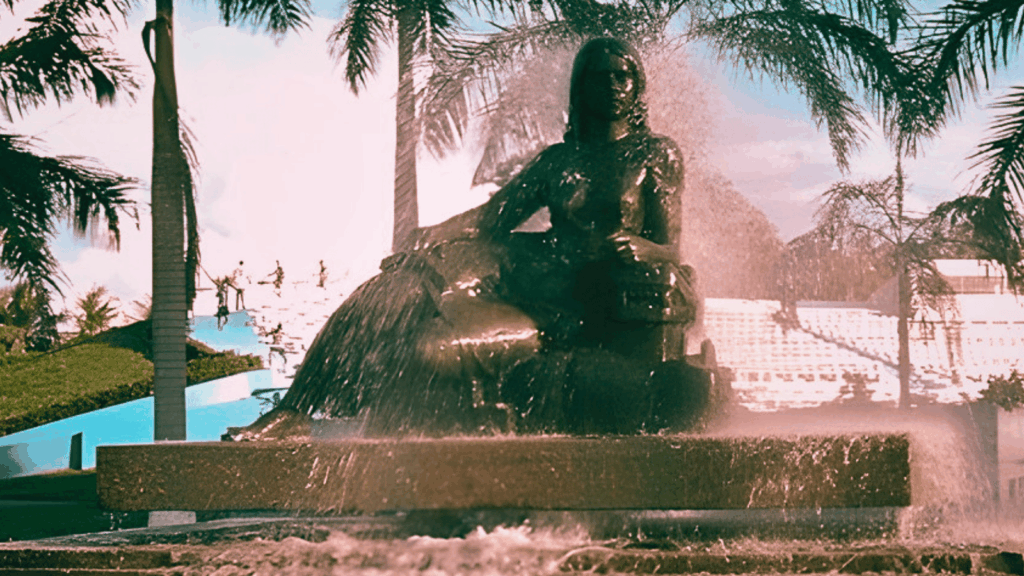 Estatua de bronce de La Choca en el Parque La Choca, Villahermosa, Tabasco, escultura encargada por el gobernador Leandro Rovirosa Wade al escultor Juan Bautista Lombardo Rivera con modelo Dominga Díaz de la Cruz, símbolo de la mujer tabasqueña