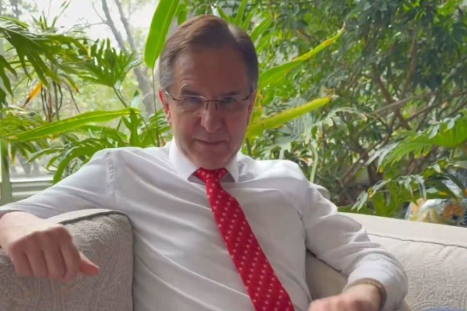Esteban Moctezuma Barragán, embajador de México en Estados Unidos, confirmó que será relevado en el cargo justo cuando inicia la revisión del T-MEC