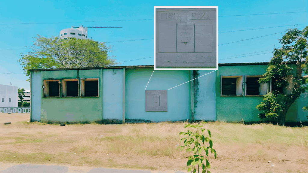 Fachada actual del predio del Gimnasio La Choca en Paseo La Choca, Villahermosa, Tabasco, inmueble en estado de abandono puesto en venta por el Gobierno del Estado en abril de 2026