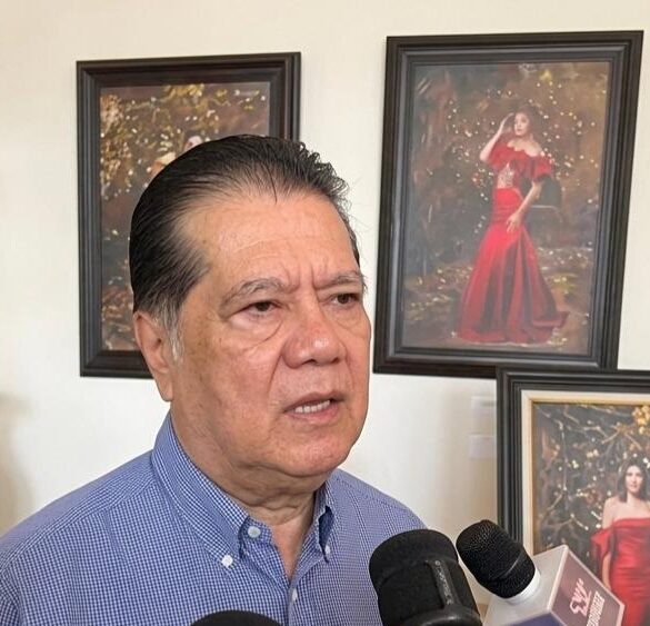 Rector Guillermo Narváez Osorio informa sobre el proceso de admisión UJAT 2026 en Tabasco.