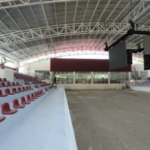 Vista de la nueva Nave de Exposiciones en el stand ganadero del Parque Tabasco.
