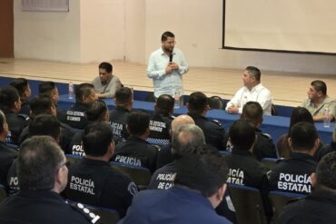 Alejandro Leal López, nuevo secretario de Seguridad de Tabasco, en su primera reunión con mandos de la Policía Estatal, 26 de mayo de 2026