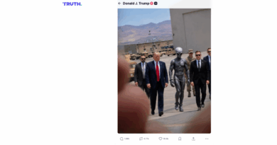 Donald Trump aparece junto a un supuesto extraterrestre en una imagen viral publicada en Truth Social tras la liberación de archivos UFO.