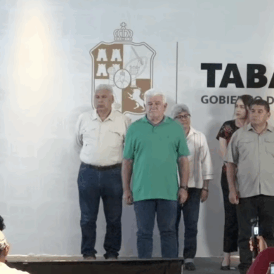 Talina Ferrer Cadenas informa sobre la continuidad de actividades en la Feria Tabasco 2026 tras el incendio en la Nave 1 del recinto ferial de Villahermosa.