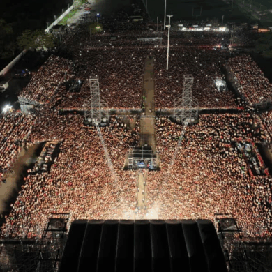 Vista aérea del Foro Tabasco lleno con 160 mil personas durante el concierto récord de Julión Álvarez en la Feria Tabasco 2026