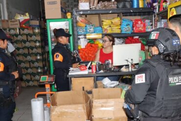 Elementos de la SSPC realizan recorridos para garantizar la seguridad en Central de Abasto de Villahermosa.