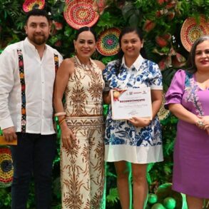 Patricia Iparrea Sánchez participa en celebración del Día del Instructor organizada por el IFORTAB en Tabasco.