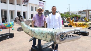 Exposición Pegelagarte en Nacajuca con esculturas monumentales intervenidas por artistas tabasqueños.