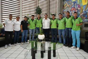 Selección de voleibol de la UJAT durante su participación en el Campeonato Nacional Universitario ANUIES 2026 donde alcanzó el top cuatro nacional.
