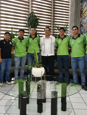 Selección de voleibol de la UJAT durante su participación en el Campeonato Nacional Universitario ANUIES 2026 donde alcanzó el top cuatro nacional.
