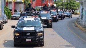 Elementos de la SSPC realizan patrullajes y recorridos pie tierra en Parrilla, Centro Tabasco, para reforzar la seguridad ciudadana.